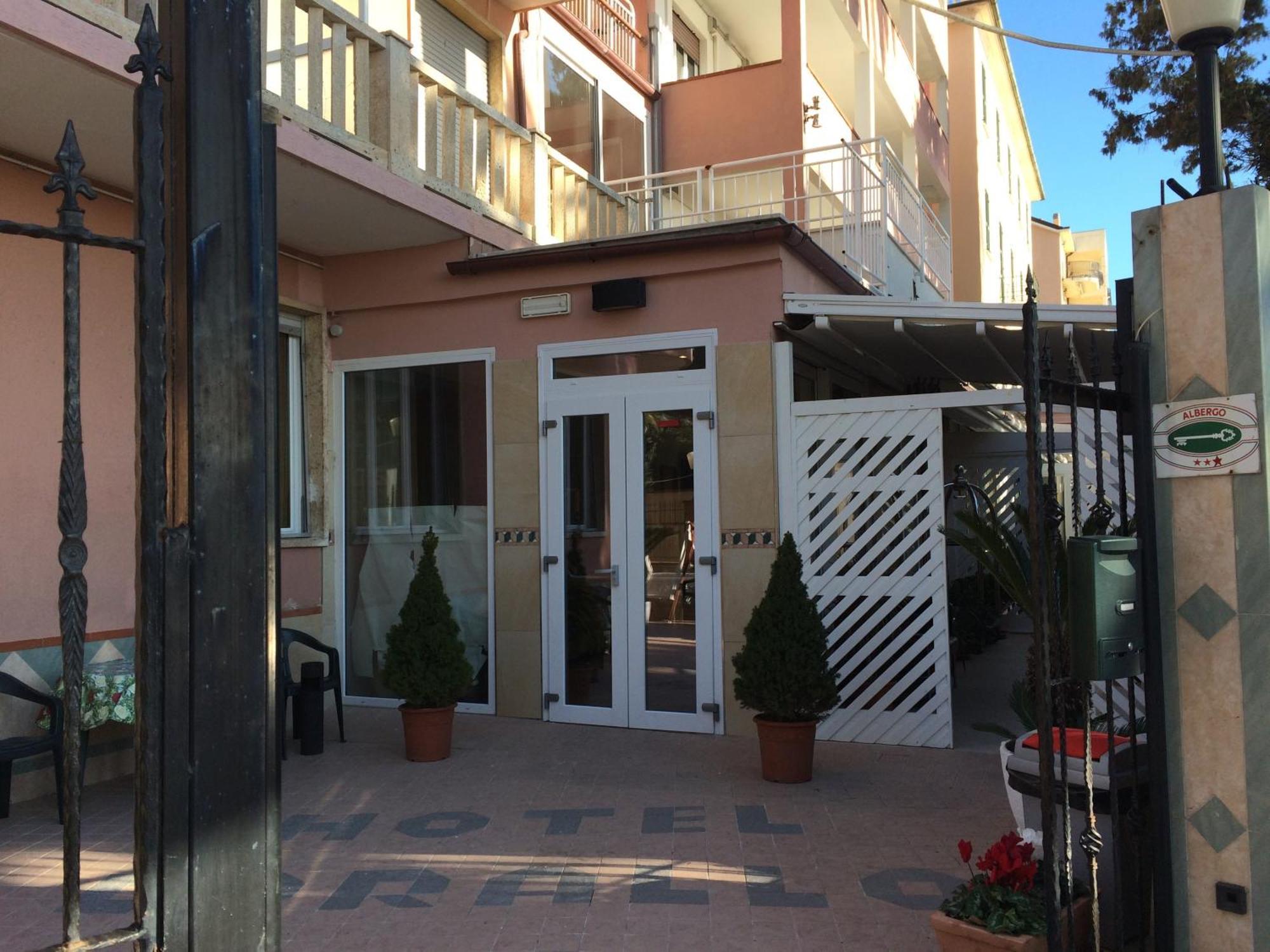 Hotel Corallo Finale Ligure Exterior photo